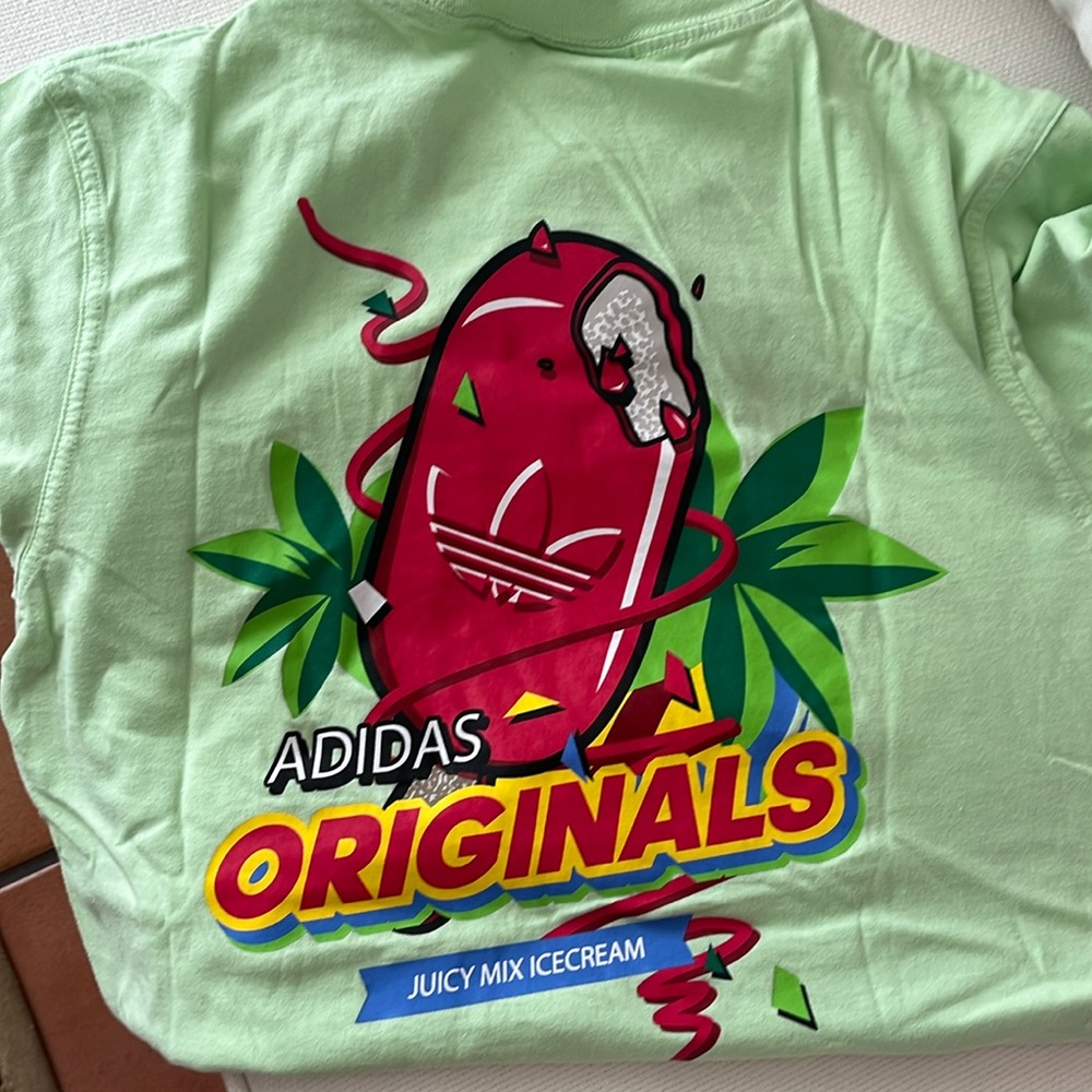 Addidas Original Juicy mix ice cream t-shirt size small. Unisex.